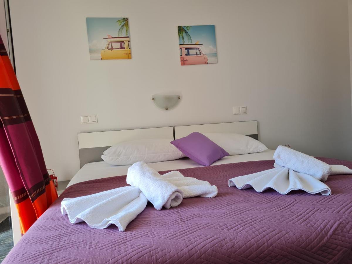 Apartments Dorotea Novalja Bagian luar foto